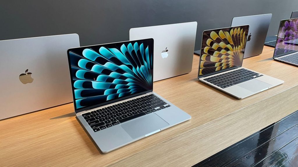 Apple Announces New 13-Inch and 15-Inch Macbook Air